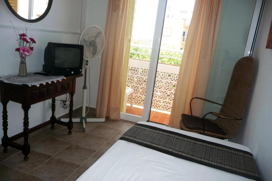 Hostal Yebisah Santa Eulalia del Río Exterior foto